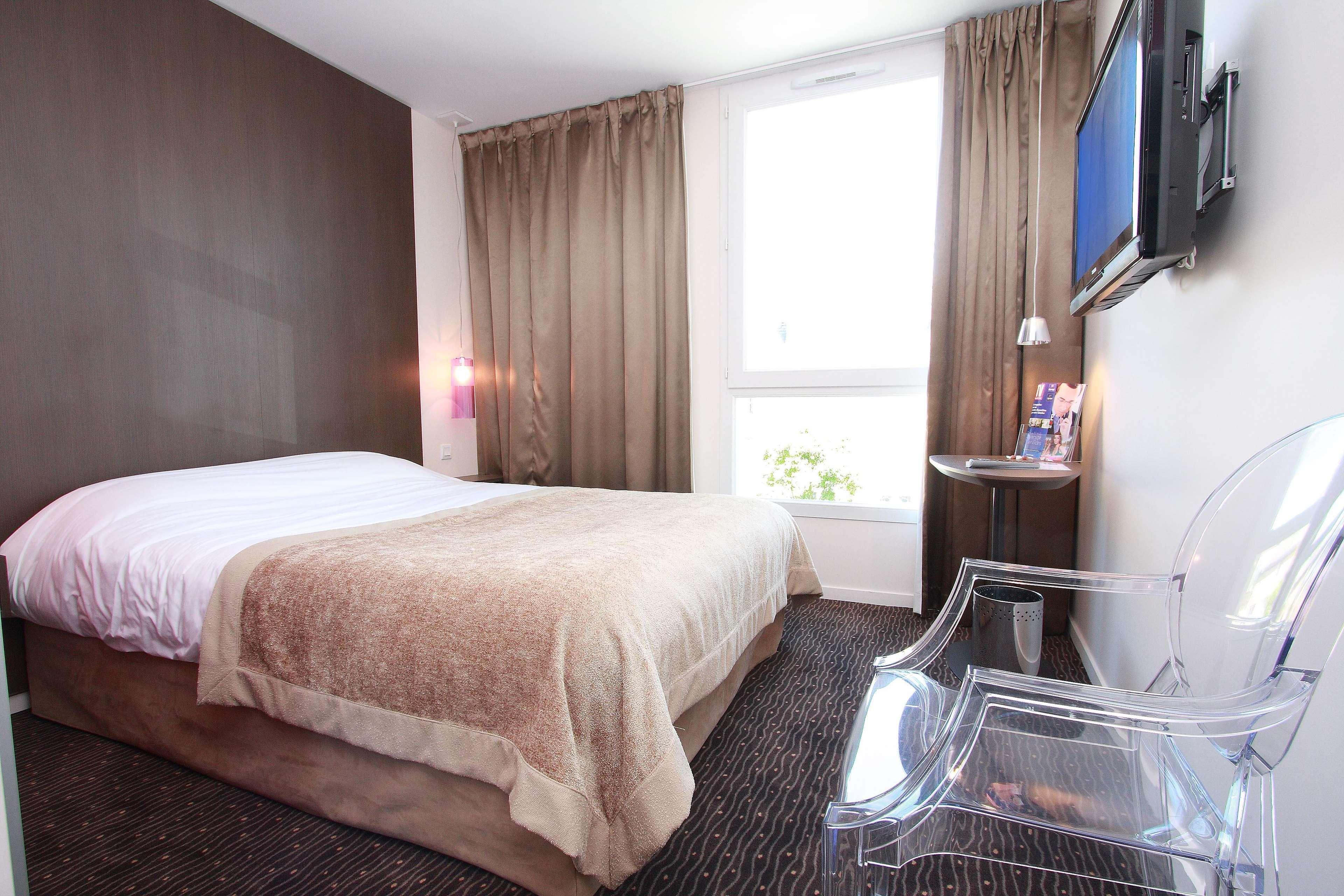 Kyriad Charleville Mezieres Exterior foto